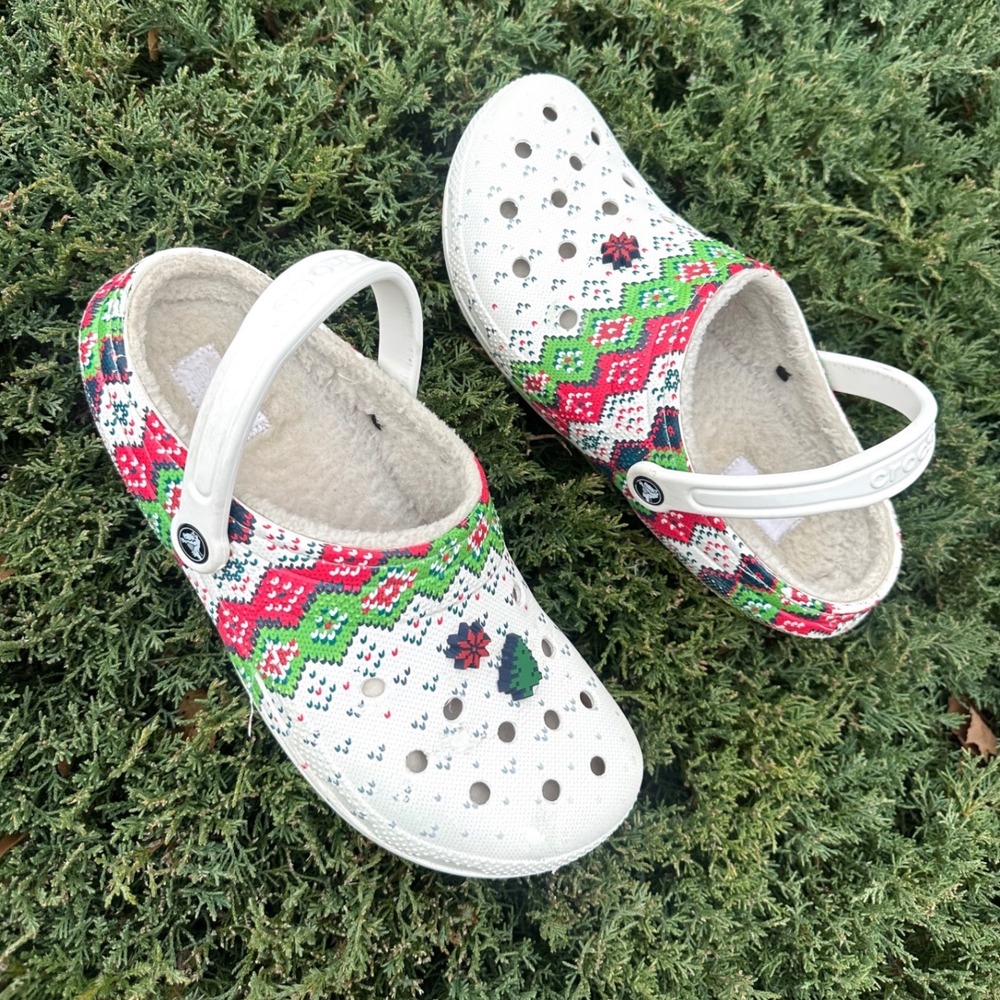 Crocs Unisex Adult Classic Lined Holiday Charm Christmas Clogs Size M11 Sandals